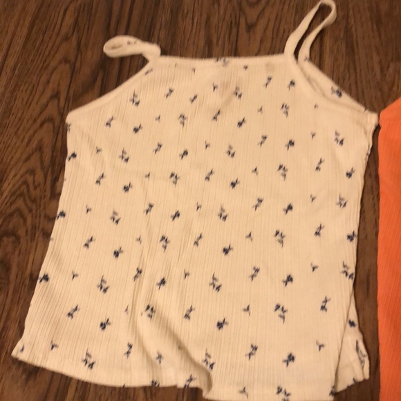 Bundle of 5 girls tanks, most XL incl volcom, Abercrombie, old navy - Picture 12 of 17